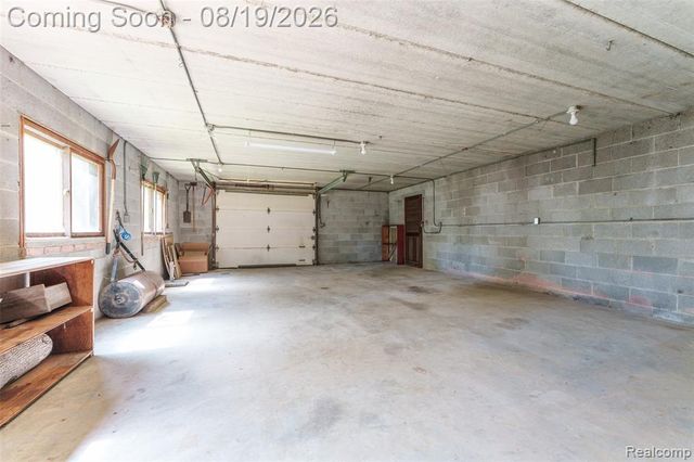 1761 Waw Lake Road, Brighton, MI 48114