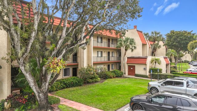 4545 Luxemburg Court 103, Lake Worth, FL 33467