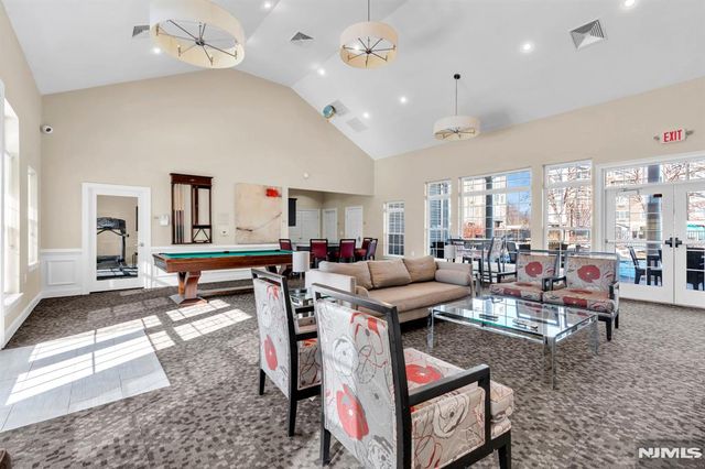 17 Jasmine Lane 1109, Garfield, NJ 07026