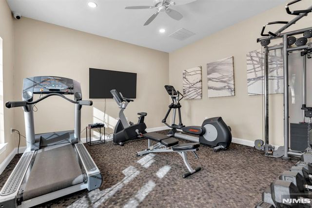 17 Jasmine Lane 1109, Garfield, NJ 07026