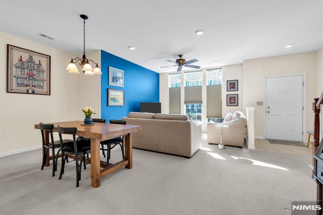 17 Jasmine Lane 1109, Garfield, NJ 07026