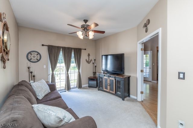 4 Cove Hollow Ct, Andover Twp., NJ 07821