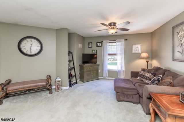 4 Cove Hollow Ct, Andover Twp., NJ 07821