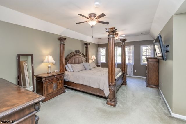 4 Cove Hollow Ct, Andover Twp., NJ 07821