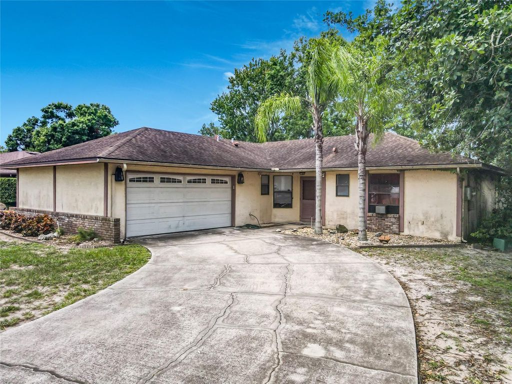 1072 PEAK CIRCLE, Deltona, FL 32738