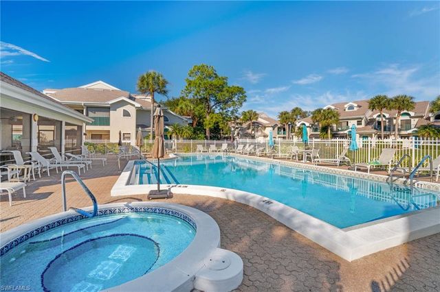 79 Emerald Woods DR # J4, Naples, FL 34108