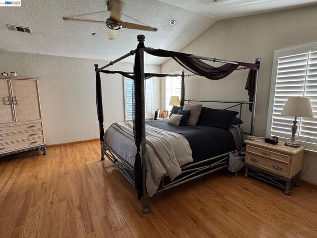 4205 Quail Hollow Pl, Castro Valley, CA 94546