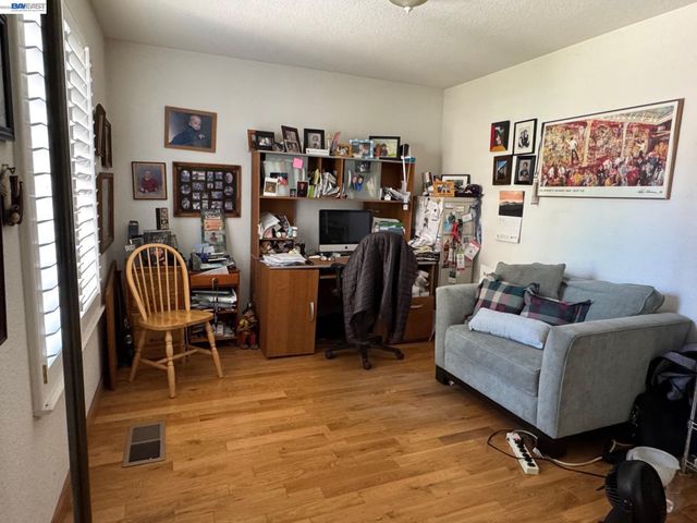 4205 Quail Hollow Pl, Castro Valley, CA 94546