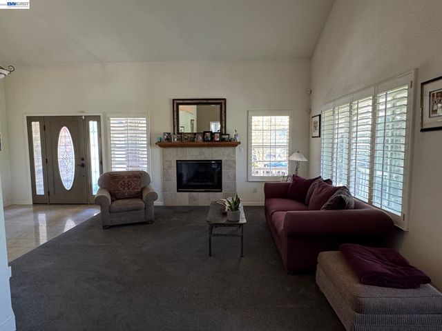 4205 Quail Hollow Pl, Castro Valley, CA 94546