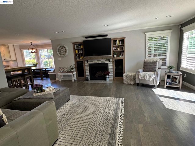 4205 Quail Hollow Pl, Castro Valley, CA 94546