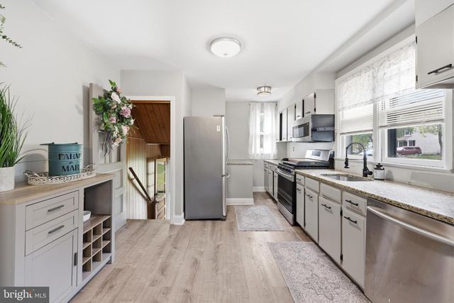 452 AUDUBON AVE, Audubon, NJ 08106