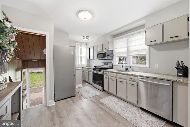 452 AUDUBON AVE, Audubon, NJ 08106