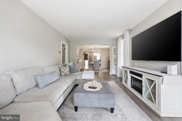 452 AUDUBON AVE, Audubon, NJ 08106