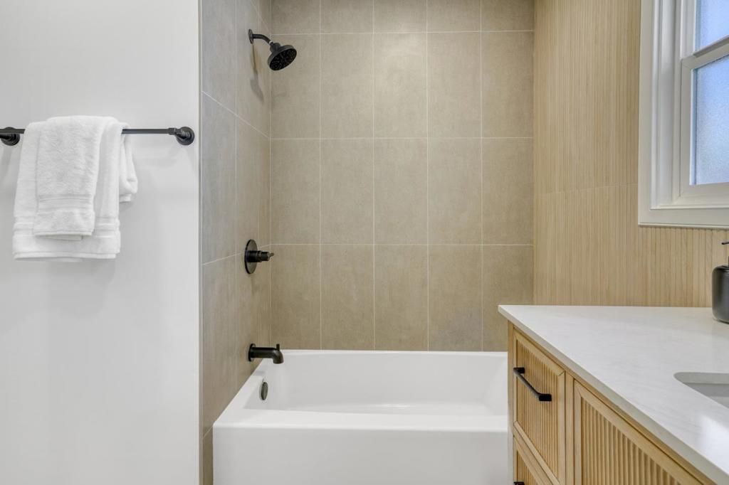 Image 20 of property listing at 371 Doris Avenue, San Jose, CA 95127