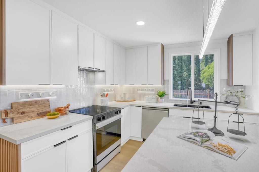 Image 7 of property listing at 371 Doris Avenue, San Jose, CA 95127