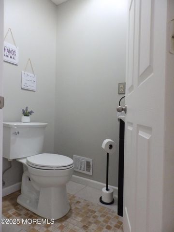 2321 5th Avenue, Toms River, NJ 08753