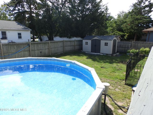 2321 5th Avenue, Toms River, NJ 08753