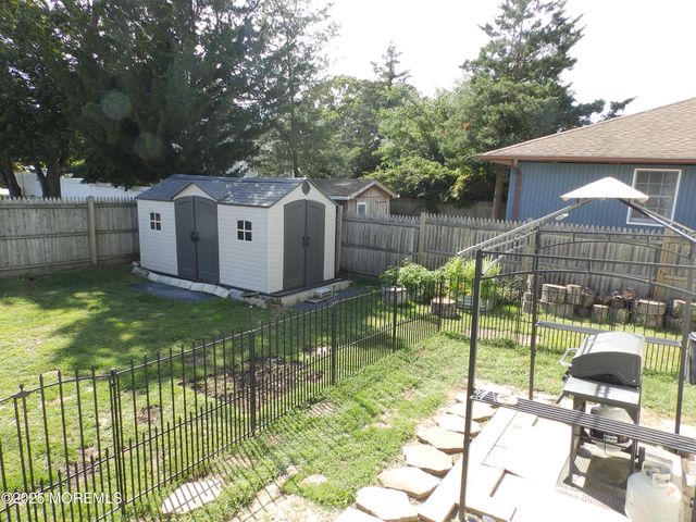 2321 5th Avenue, Toms River, NJ 08753