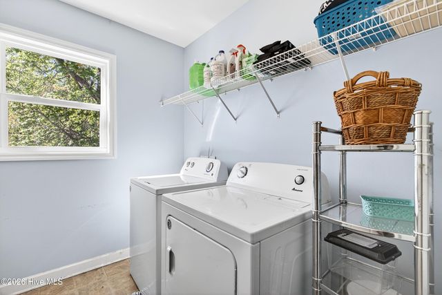 394 Carolina Pines Boulevard, New Bern, NC 28560