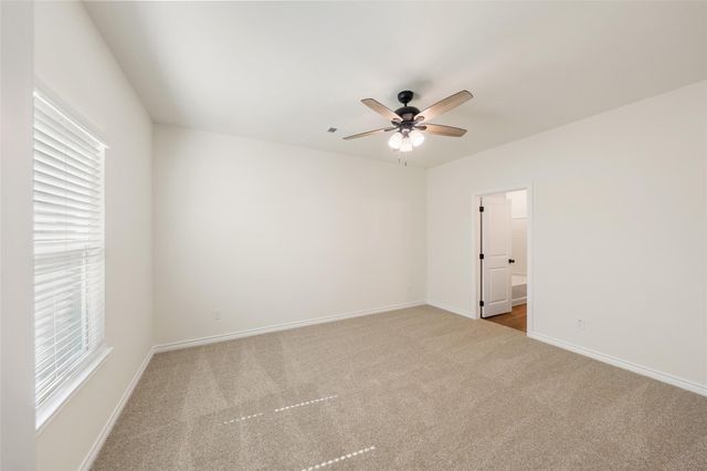 313 N Woodson Street, Willis, TX 77378