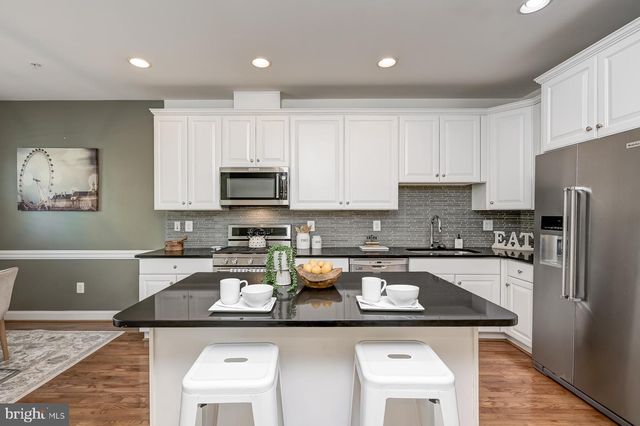 1236 HARBOR ISLAND WALK, Baltimore, MD 21230