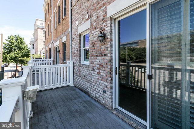 1236 HARBOR ISLAND WALK, Baltimore, MD 21230