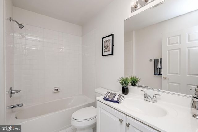 1236 HARBOR ISLAND WALK, Baltimore, MD 21230