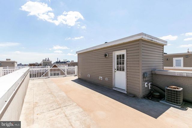 1236 HARBOR ISLAND WALK, Baltimore, MD 21230