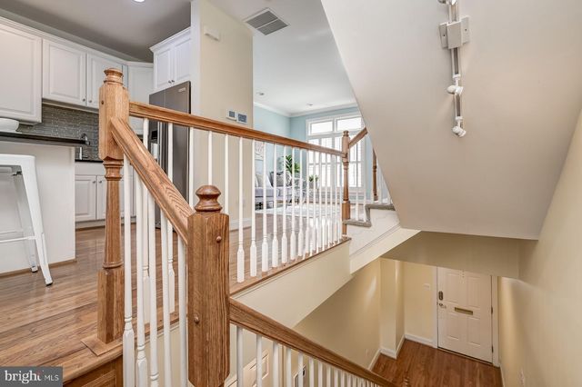1236 HARBOR ISLAND WALK, Baltimore, MD 21230