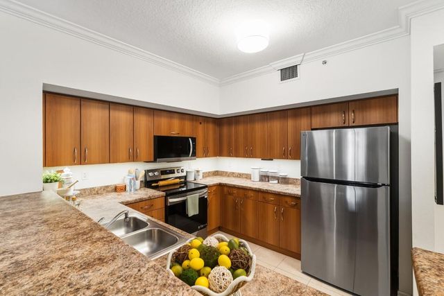 255 NE 3rd Avenue 2506, Delray Beach, FL 33444