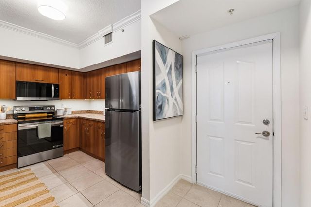 255 NE 3rd Avenue 2506, Delray Beach, FL 33444