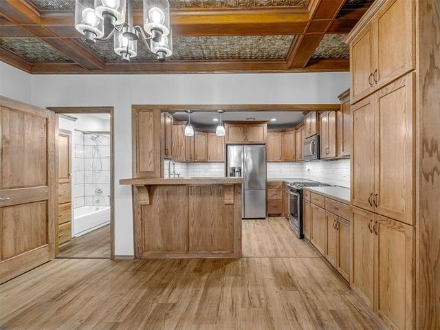 2290 E Meyers Circle, Choctaw, OK 73020
