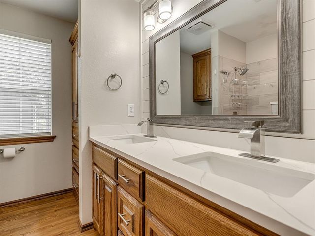 2290 E Meyers Circle, Choctaw, OK 73020