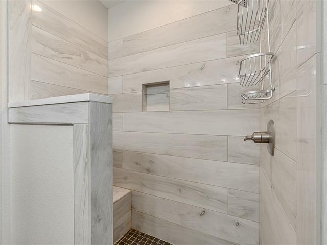2290 E Meyers Circle, Choctaw, OK 73020