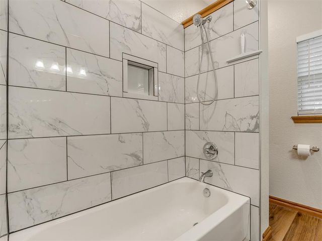 2290 E Meyers Circle, Choctaw, OK 73020