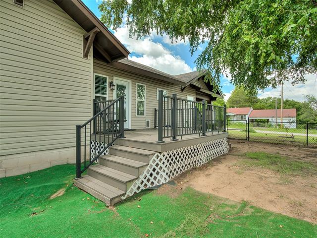 2290 E Meyers Circle, Choctaw, OK 73020