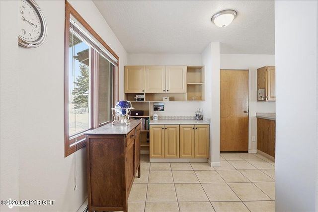 185 Hillcrest Avenue, Soldotna, AK 99669