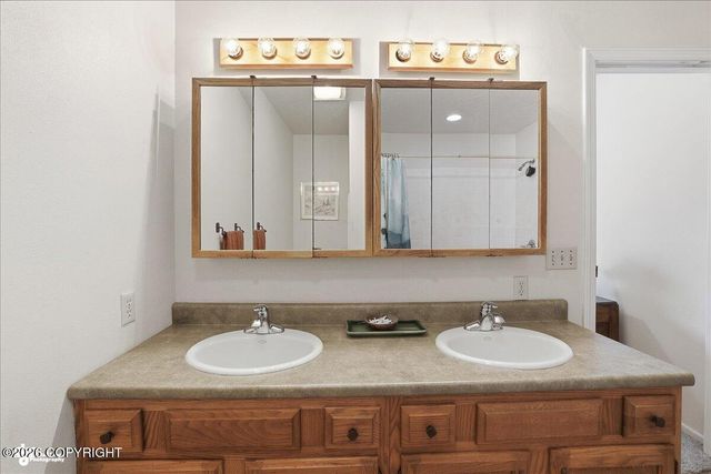 185 Hillcrest Avenue, Soldotna, AK 99669