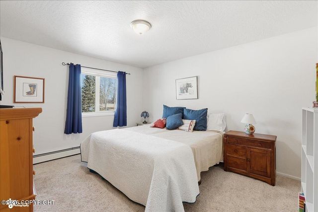 185 Hillcrest Avenue, Soldotna, AK 99669