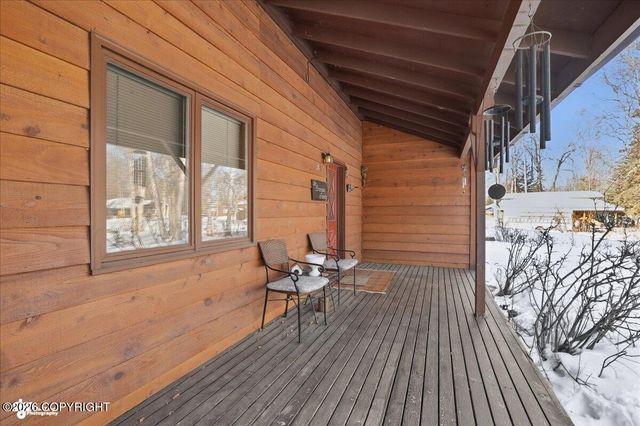 185 Hillcrest Avenue, Soldotna, AK 99669