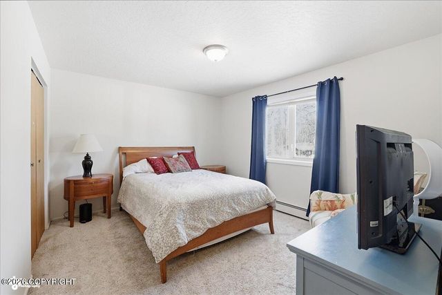 185 Hillcrest Avenue, Soldotna, AK 99669