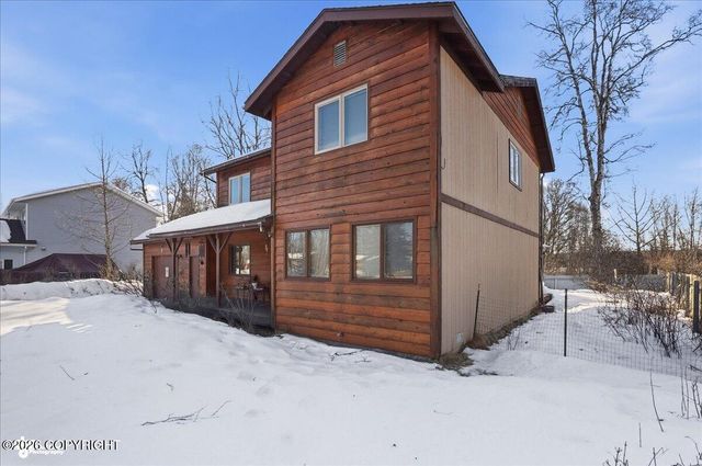 185 Hillcrest Avenue, Soldotna, AK 99669