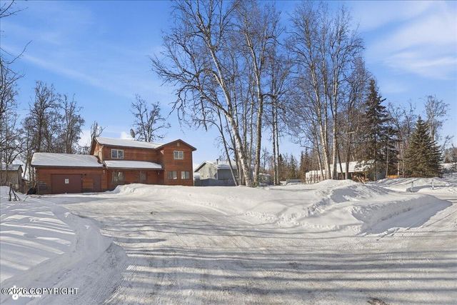 185 Hillcrest Avenue, Soldotna, AK 99669