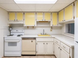 1001 Hillcrest Court 204, Hollywood, FL 33021