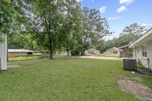 400 Dolphin Dr, Dothan, AL 36301
