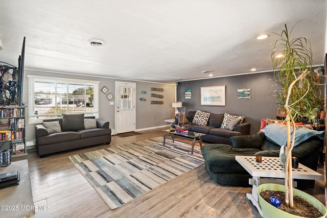 14 Hawkins Way, Waretown, NJ 08758