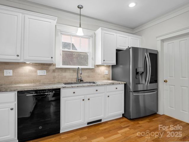 49 White Ash Drive, Asheville, NC 28803