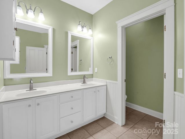 49 White Ash Drive, Asheville, NC 28803