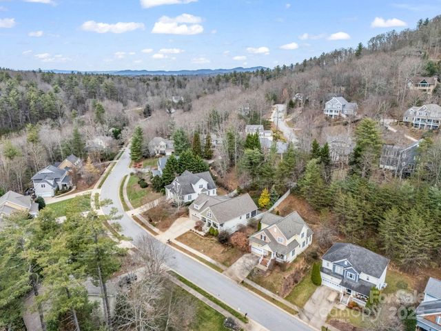 49 White Ash Drive, Asheville, NC 28803