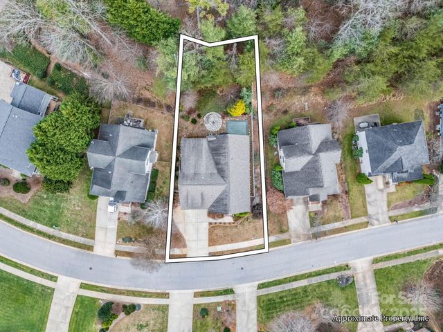 49 White Ash Drive, Asheville, NC 28803